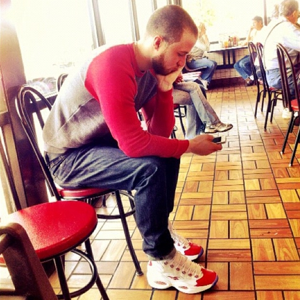 Mike Posner at Waffle House 4/14/12
