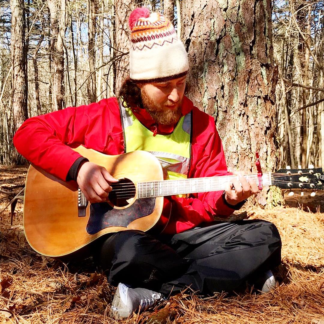 Mike Posner in Farmingdale, NJ on April 16, 2019
Photo credit: instagram.com/gbergzzzz
