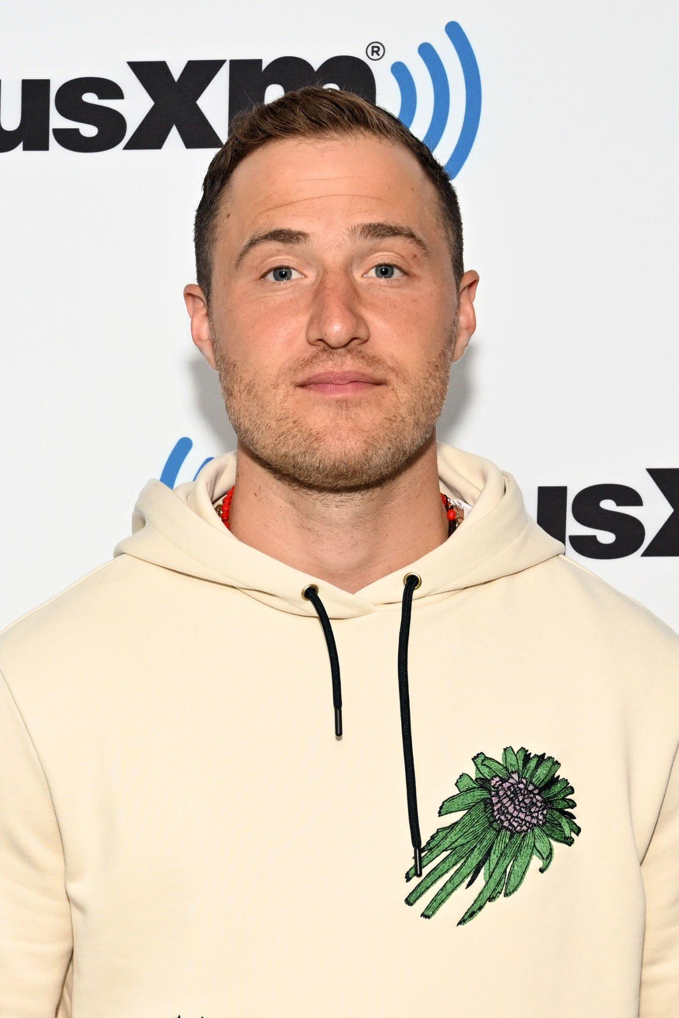 Mike Posner
