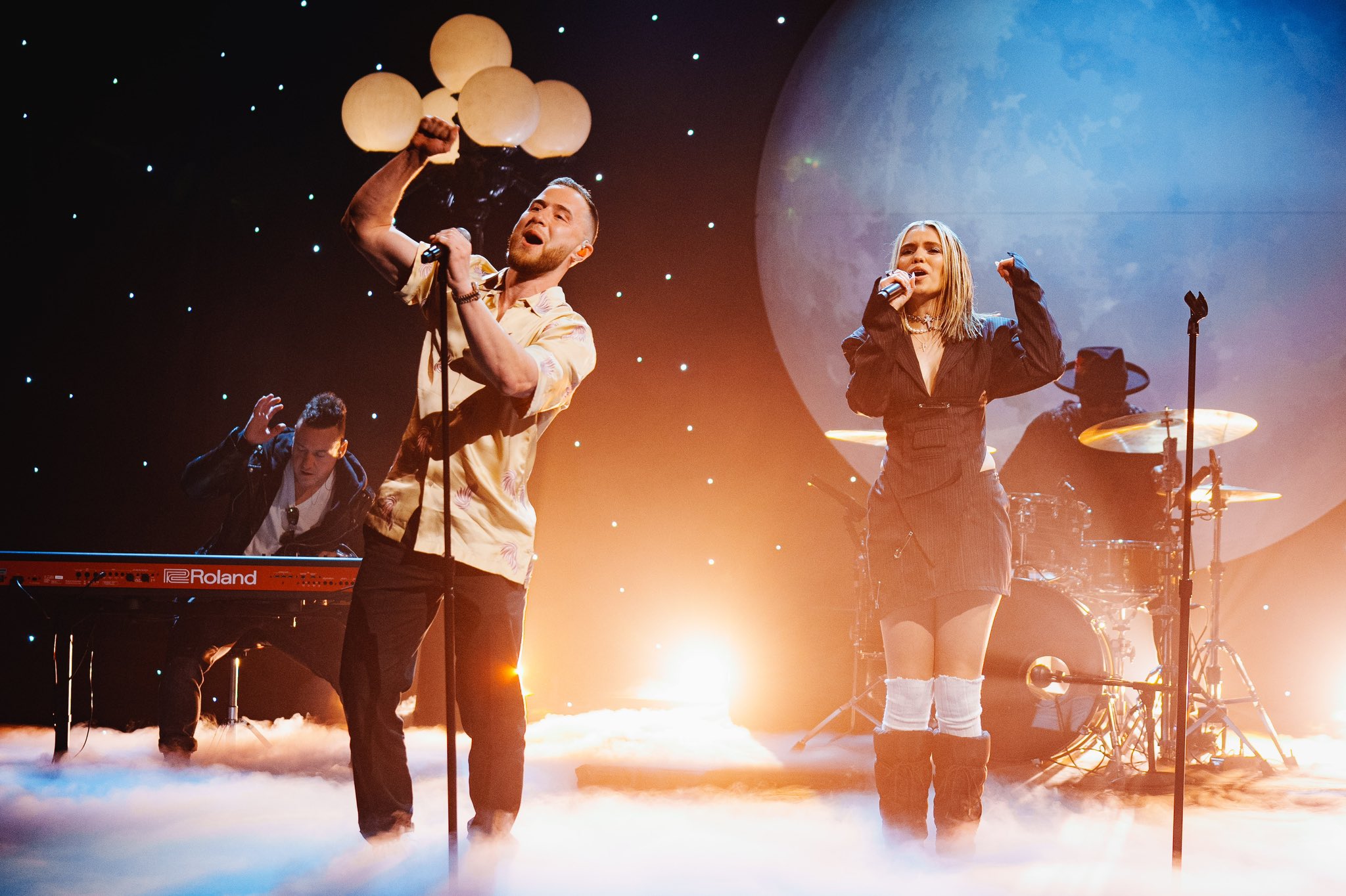 Mike Posner and Salem Ilese performed Howling At The Moon on The Late Late Show with James Corden on February 6, 2023