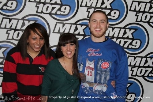 Jacklyn and Katie Plott with Mike Posner - April 22, 2011
Jacklyn and Katie Plott with Mike Posner - April 22, 2011