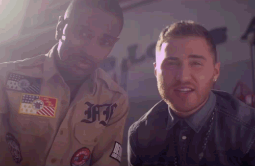 Mike Posner - Top Of The World feat. Big Sean (Official Music Video)
ryanseacrest.com
