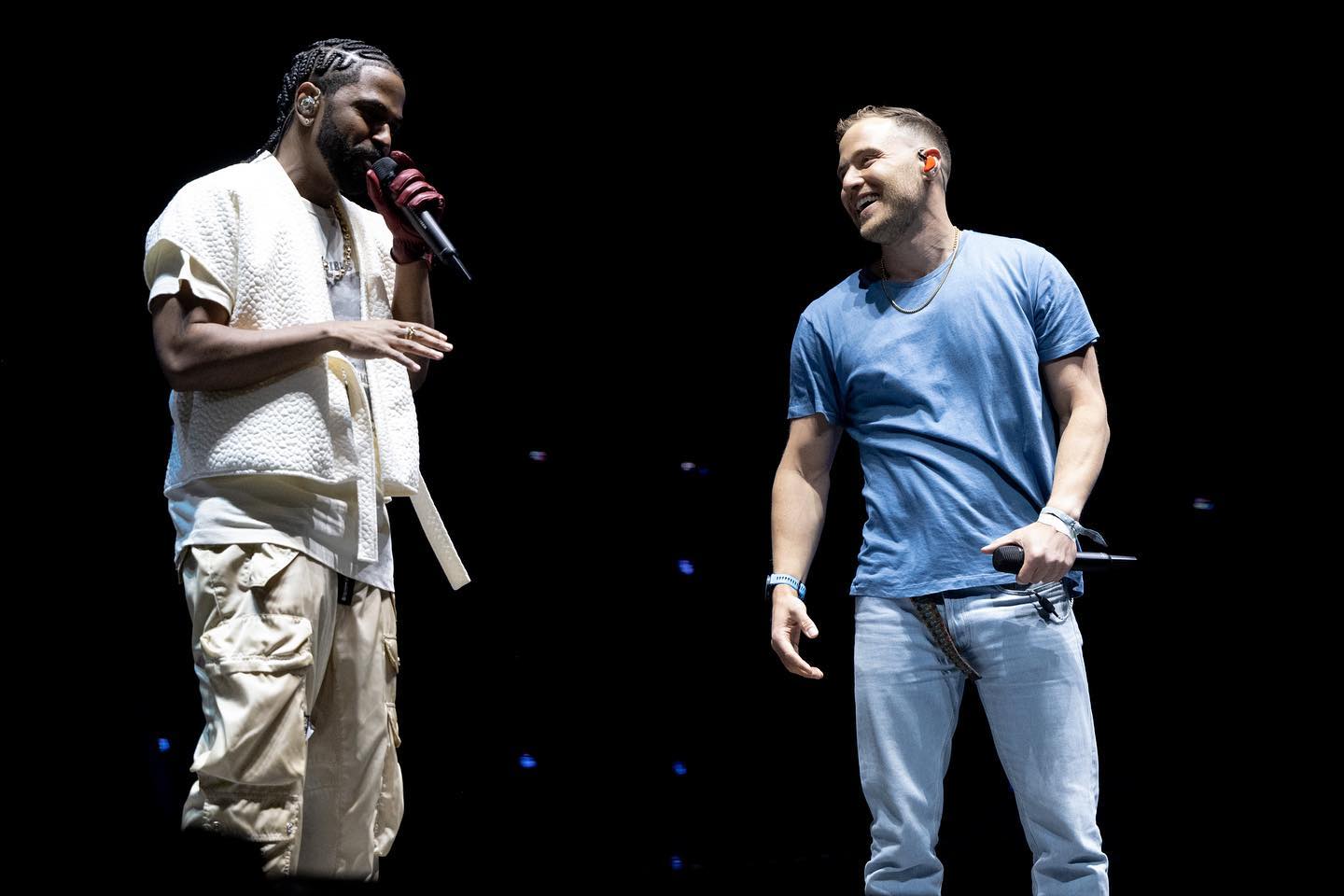 Mike Posner joins Big Sean onstage at 2022 Coachella to perform "Cooler Than Me"
