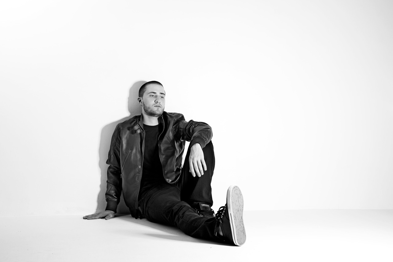 Mike Posner
