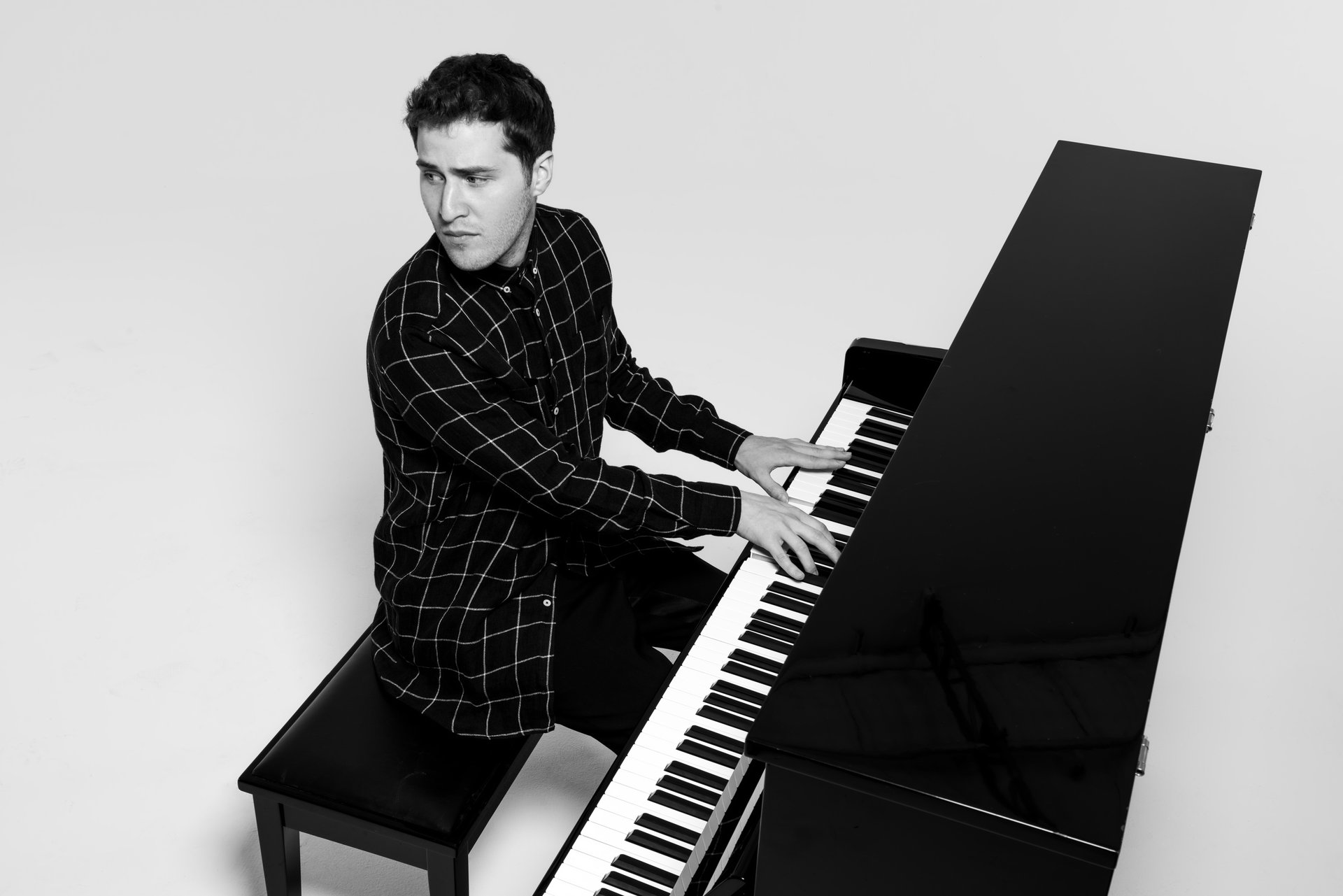 Mike Posner for Island Records - Winter 2015
Photo credit: Meredith Truax
