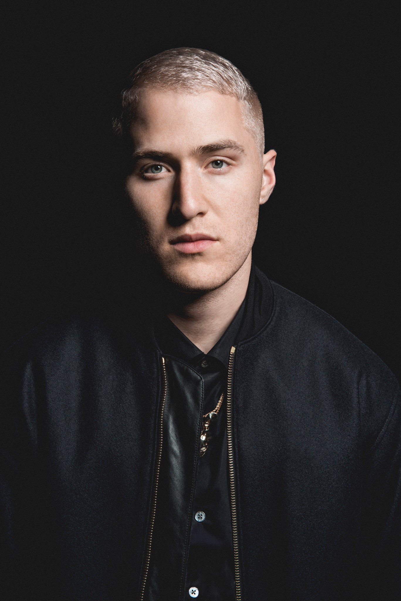 Mike Posner for Island Records - February 10, 2016
Photo credit: Meredith Truax
