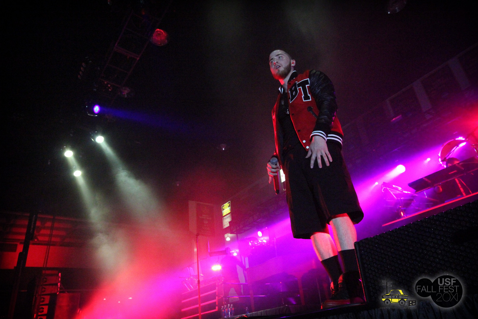 Mike Posner performing at the University of San Francisco's 2011 Fall Fest Concert October 1, 2011
Photo by Evelyn Obamos

