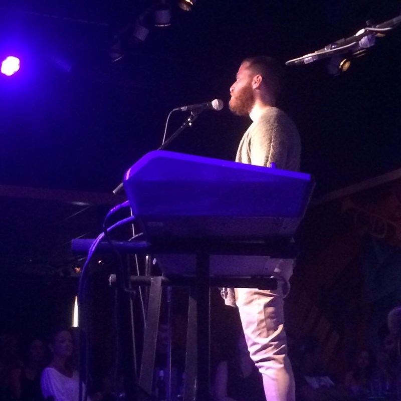 Mike Posner performing at Rams Head On Stage in Annapolis, IN July 25, 2015
twitter.com/guesswhos_STACH
