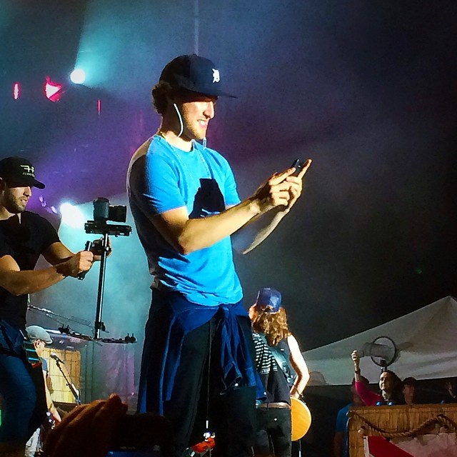 Mike Posner onstage at Jake Owen's Beach Party 2014 in Nashville, TN 8/18/2014
instagram.com/jessyack3
