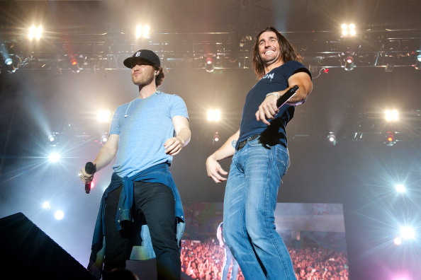 Mike Posner and Jake Owen performing "Cooler Than Me" at Beach Party 2014 in Nashville, TN 8/18/2014
