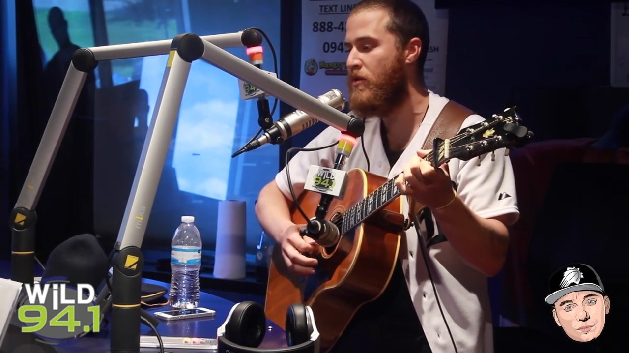 Mike Posner singing on The Bootleg Kev Show in St. Petersburg, FL Sept 18, 2015
