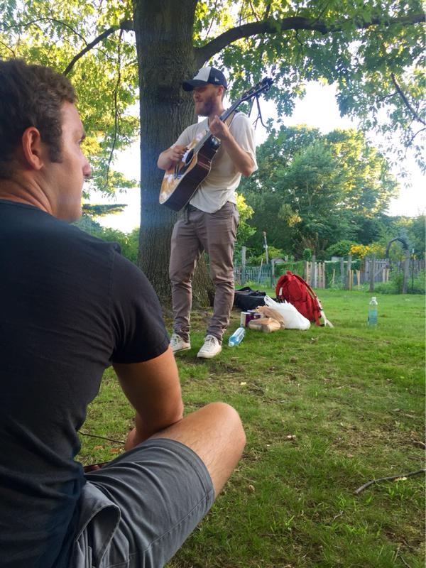 Mike Posner performing at Fenway Victory Gardens in Boston, MA July 31, 2015
twitter.com/Lonzzi
