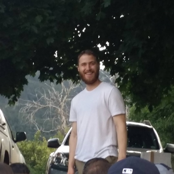 Mike Posner performing at the Chautauqua Park in Boulder, CO July 1, 2015
instagram.com/commjrefugee
