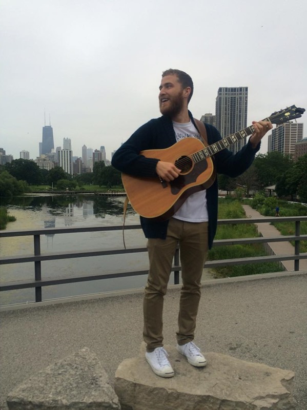 Mike Posner performing at Lincoln Park in Chicago, IL July 8, 2015
instagram.com/samhoefs
