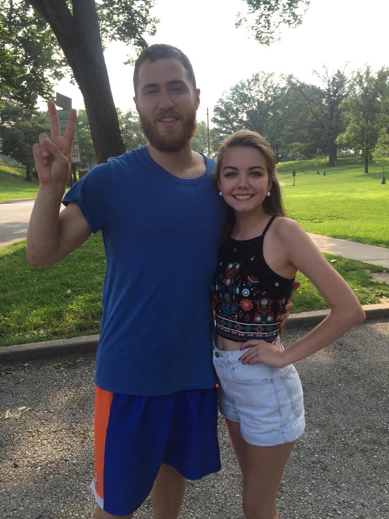 Mike Posner at Shaw Park in Clayton, MO July 3, 2015
twitter.com/MaddiRankin
