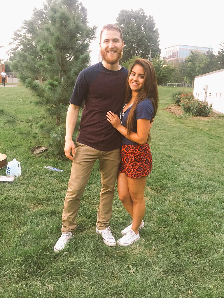 Mike Posner at Shaw Park in Clayton, MO July 3, 2015
twitter.com/Nadizzle_17
