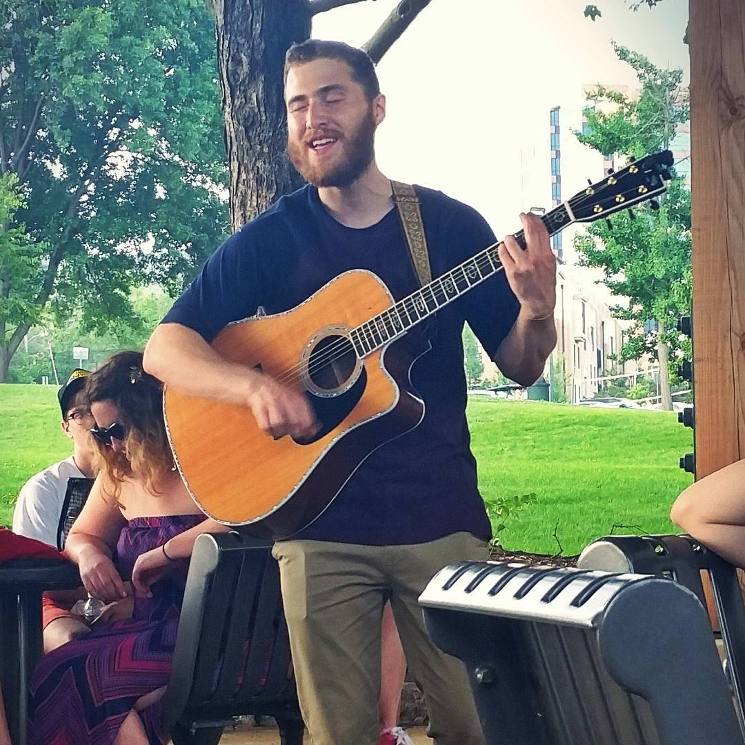 Mike Posner performing at Shaw Park in Clayton, MO July 3, 2015
instagram.com/amberdarko
