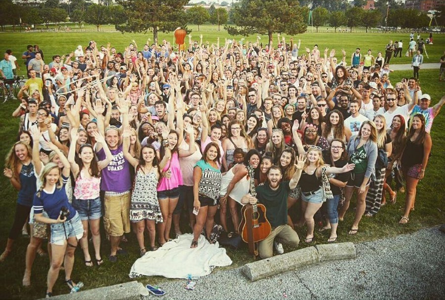 Mike Posner and Adam Friedman at Edgewater Park in Cleveland, OH July 6, 2015
instagram.com/mikeposner
