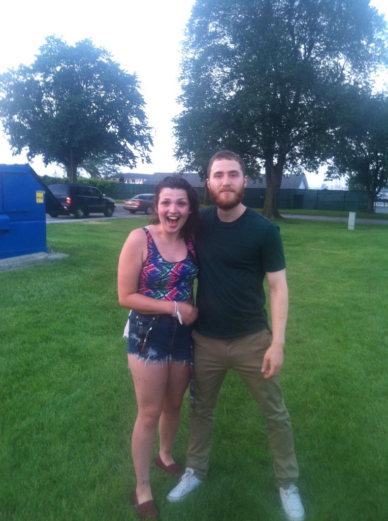 Mike Posner at Edgewater Park in Cleveland, OH July 6, 2015
twitter.com/xXHannaLavelleX
