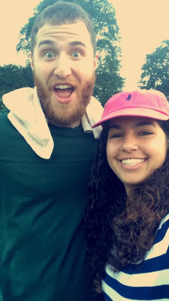 Mike Posner at Edgewater Park in Cleveland, OH July 6, 2015
twitter.com/Ayahahahahaa
