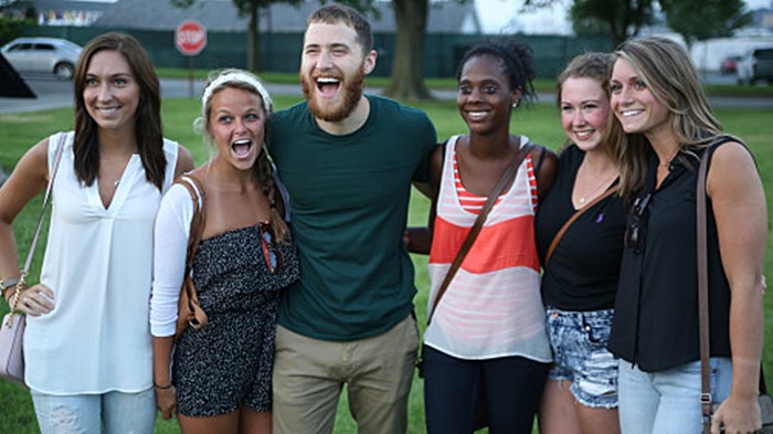 Mike Posner at Edgewater Park in Cleveland, OH July 6, 2015
MikePosner.com
