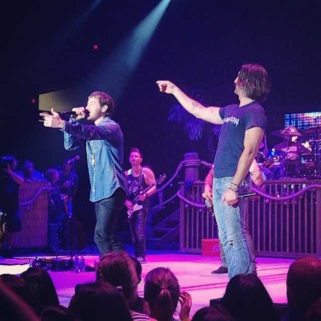 Mike Posner performing with Jake Owen on the Days of Gold Tour in Park City, KS 6/29/14
Instagram @hollyw00d182
