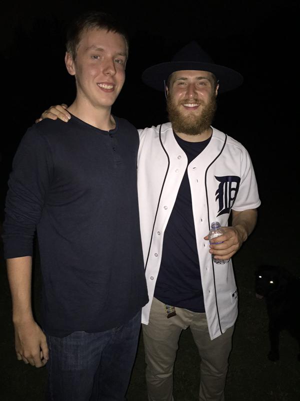 Mike Posner at Sarah P. Duke Gardens in Durham, NC September 22, 2015
twitter.com/HunterKirkman
