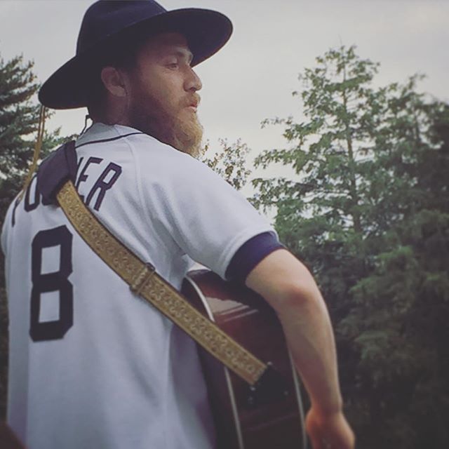 Mike Posner performing at Sarah P. Duke Gardens in Durham, NC September 22, 2015
instagram.com/kathygules
