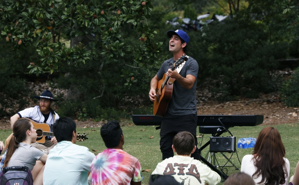 Mike Posner and Adam Friedman performing at Sarah P. Duke Gardens in Durham, NC September 22, 2015
Photo by Carolyn Chang
DukeChronicle.com
