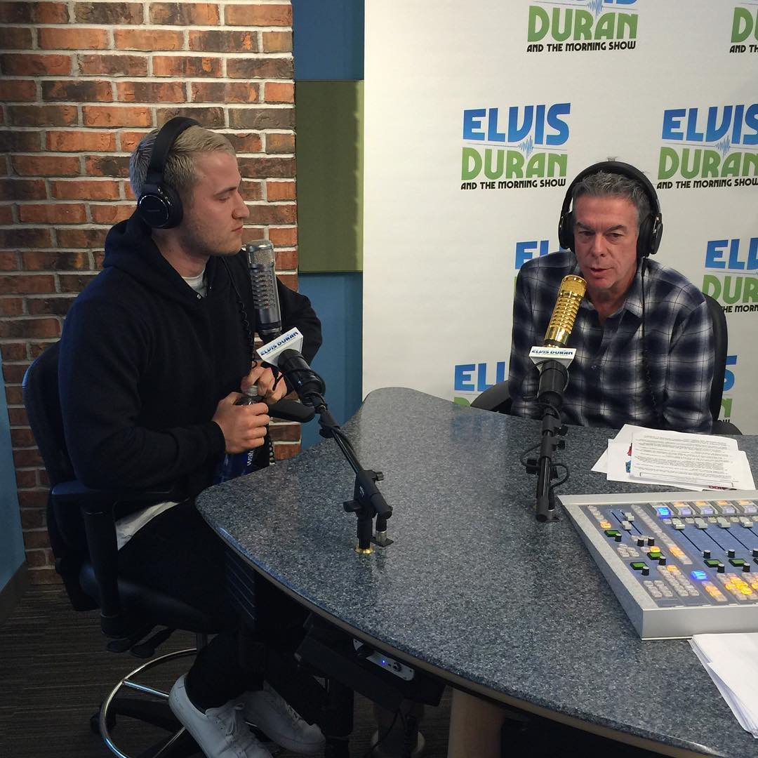 Elvis-Duran-Morning-Show-02292016-1.jpg