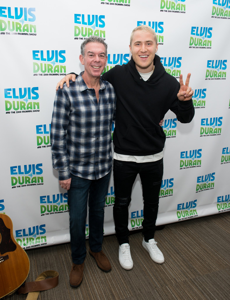 Elvis-Duran-Morning-Show-02292016-17.jpg