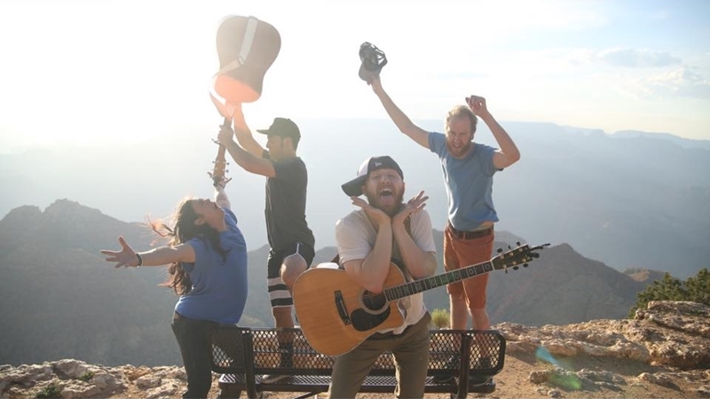 Jeffrey Brant, Adam Friedman, Mike Posner, and Matt Chatigny at the Grand Canyon in Arizona June 28, 2015
facebook.com/therealmikeposner
