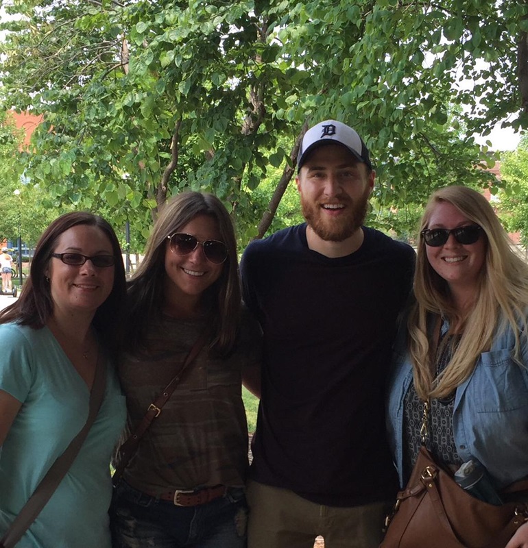 Mike Posner at White River State Park in Indianapolis, IN July 4, 2015
twitter.com/apanderson_
