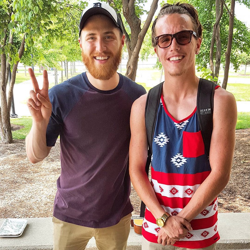 Mike Posner at White River State Park in Indianapolis, IN July 4, 2015
instagram.com/vpplemvrtini
