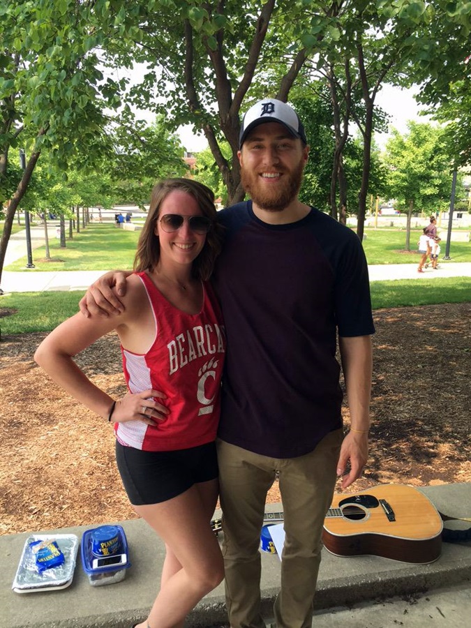 Mike Posner at White River State Park in Indianapolis, IN July 4, 2015
twitter.com/_jessnelson
