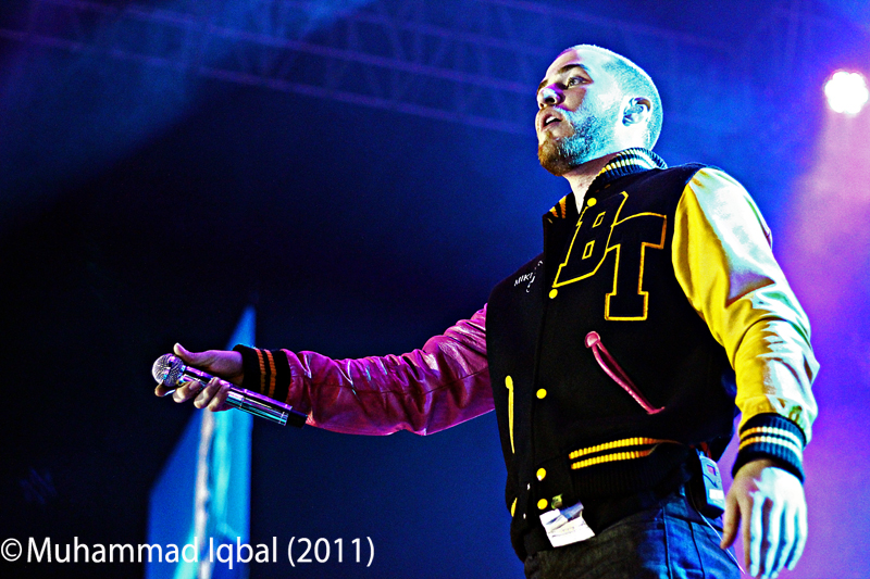 Mike Posner performing at Java Soulnation Festival in Jakarta, Indonesia on 9/24/11
flickr.com/photos/iqbalele
