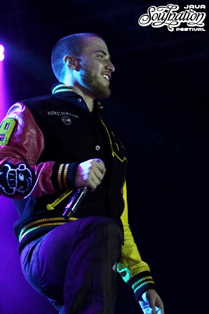 Mike Posner performing at Java Soulnation Festival in Jakarta, Indonesia on 9/24/11
JavaSoulnation.com
