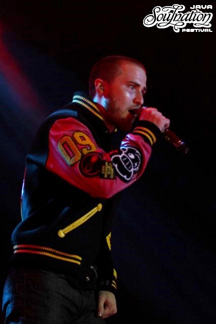 Mike Posner performing at Java Soulnation Festival in Jakarta, Indonesia on 9/24/11
JavaSoulnation.com
