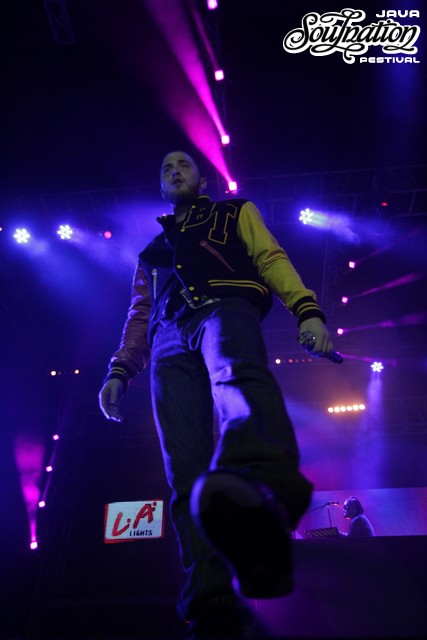 Mike Posner performing at Java Soulnation Festival in Jakarta, Indonesia on 9/24/11
JavaSoulnation.com
