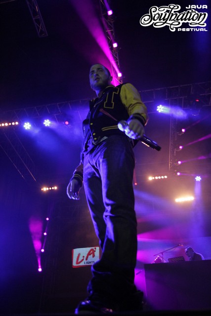 Mike Posner performing at Java Soulnation Festival in Jakarta, Indonesia on 9/24/11
JavaSoulnation.com
