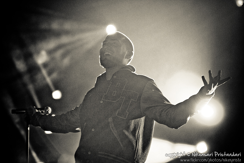 Mike Posner performing at Java Soulnation Festival in Jakarta, Indonesia on 9/24/11
flickr.com/photos/nikenprista
