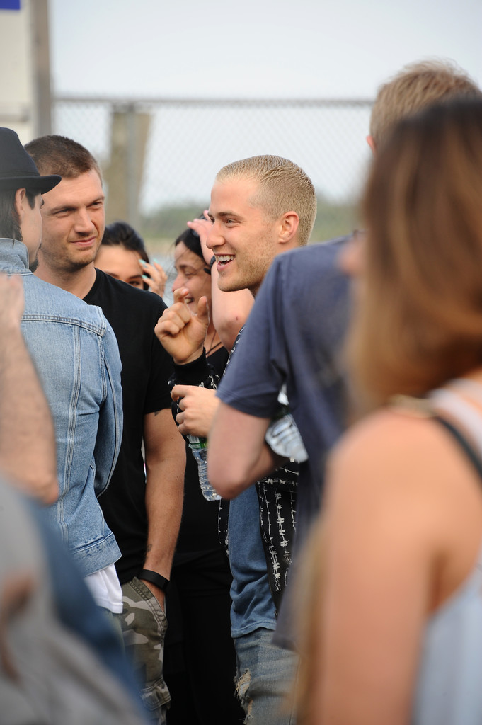 Mike Posner and Backstreet Boys at KTUphoria 2016 music festival
