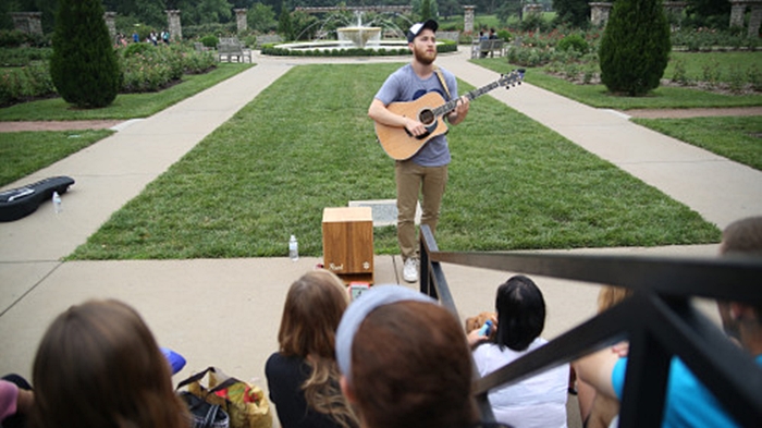 Mike Posner performing at Loose Park in Kansas City, MO July 2, 2015
Photo by Jeffrey Brant
MikePosner.com
