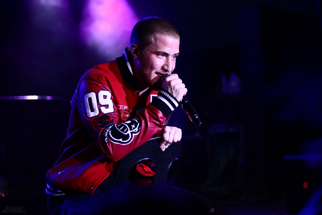 Mike Posner performing at Alabang Town Center in Alabang City, Philippines 12/10/11
Photo by JL Javier
