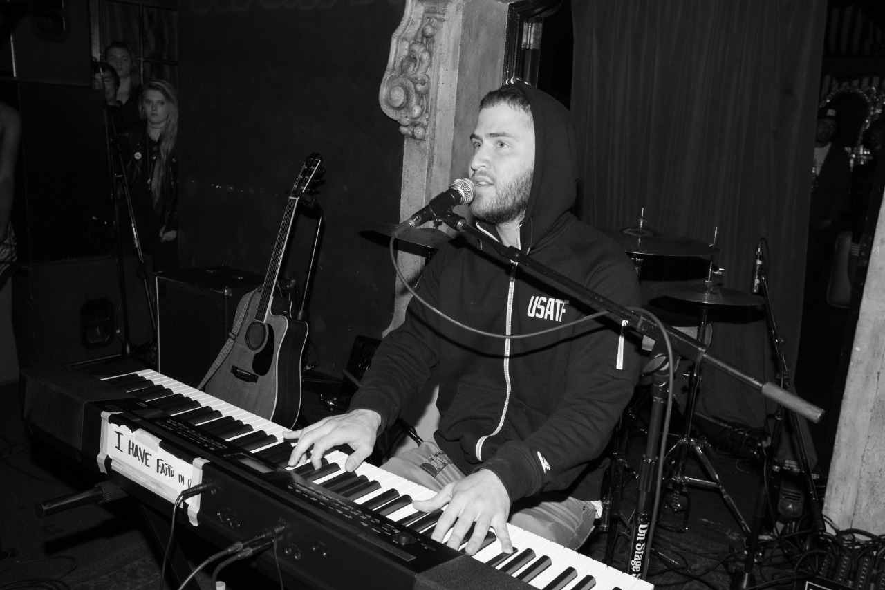 Mike Posner performing at School Night at Bardot in Hollywood, CA May 25, 2015
Photo by Martin Lambert
