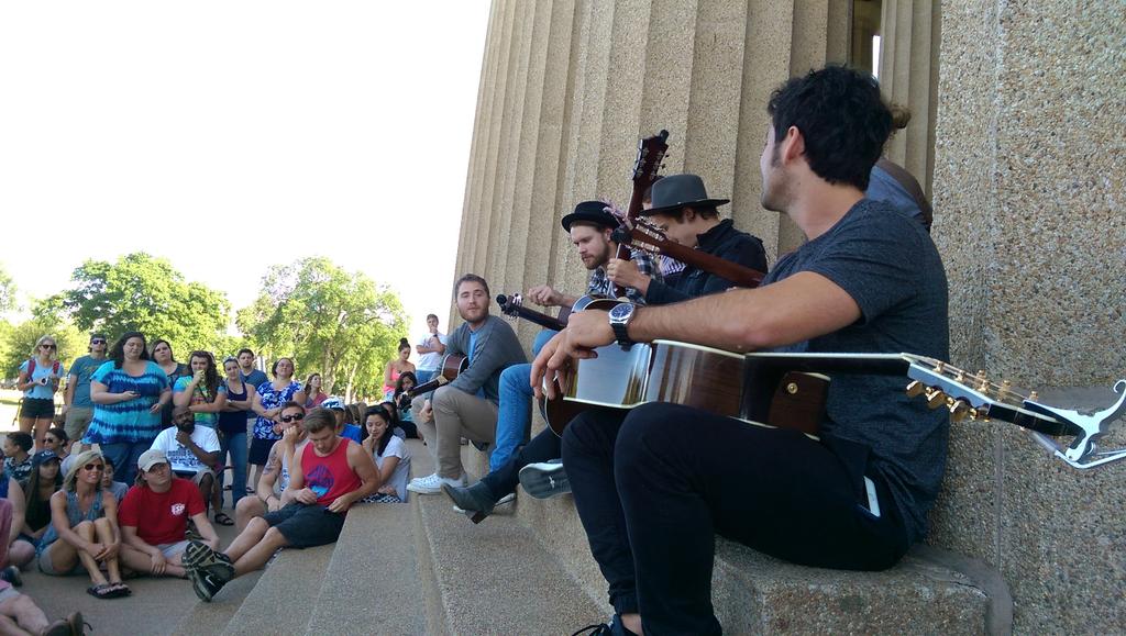 Mike Posner, Hot Chelle Rae, Chord Overstreet, and Adam Friedman performing at Centennial Park in Nashville, TN May 13, 2015
twitter.com/skipsabeat
