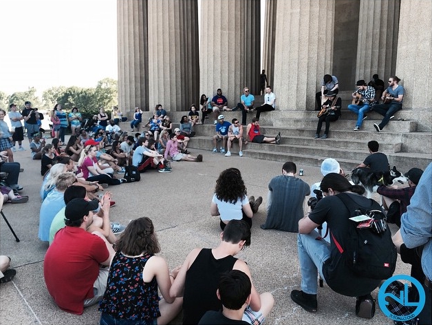 Mike Posner, Hot Chelle Rae, Chord Overstreet, Nickolas Wayne, and Adam Friedman performing at Centennial Park in Nashville, TN May 13, 2015
instagram.com/2lsonacloud
