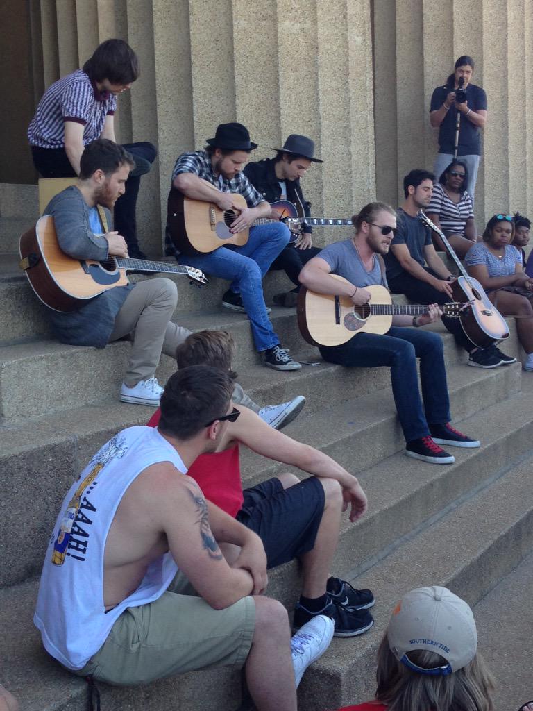 Mike Posner, Hot Chelle Rae, Chord Overstreet, Nickolas Wayne, and Adam Friedman performing at Centennial Park in Nashville, TN May 13, 2015
twitter.com/ZoeRebecca94
