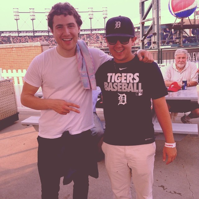 Mike Posner with a fan at Detroit Tigers game at Comerica Park in Detroit, MI 8/1/2014
Instagram @brandon_rothenberg
