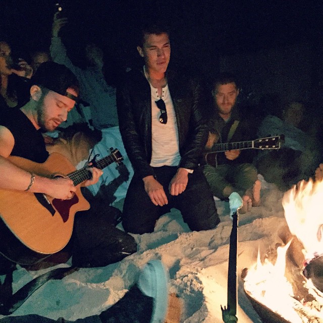 Mike Posner and Timeflies singing bya campfire at Flying Point Beach in Southampton, NY June 10, 2015
instagram.com/garrettream
